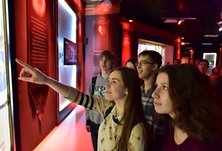 Автобусная эскурсия в мультимедийный исторический парк «Россия в зеркале истории», 7+
